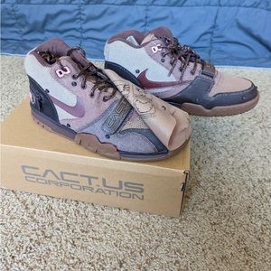 Cactus Jack Travis Scott Nike Trainer 1